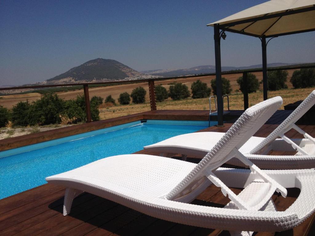 Noach Batavor Villa Kefar Kish Buitenkant foto